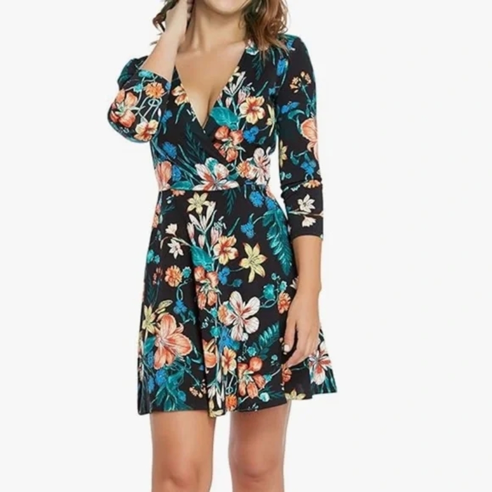 Floral Black Dress 🖤🌺